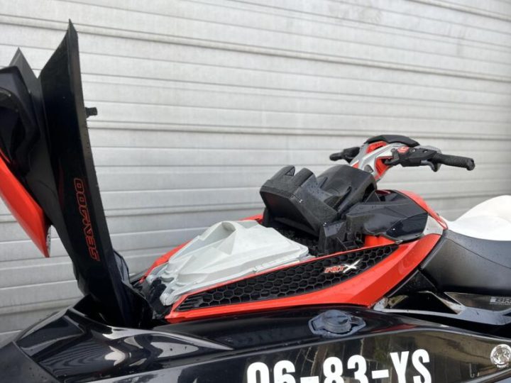 Foto van Sea-Doo RXT-X 260 RS 94 VAARUREN