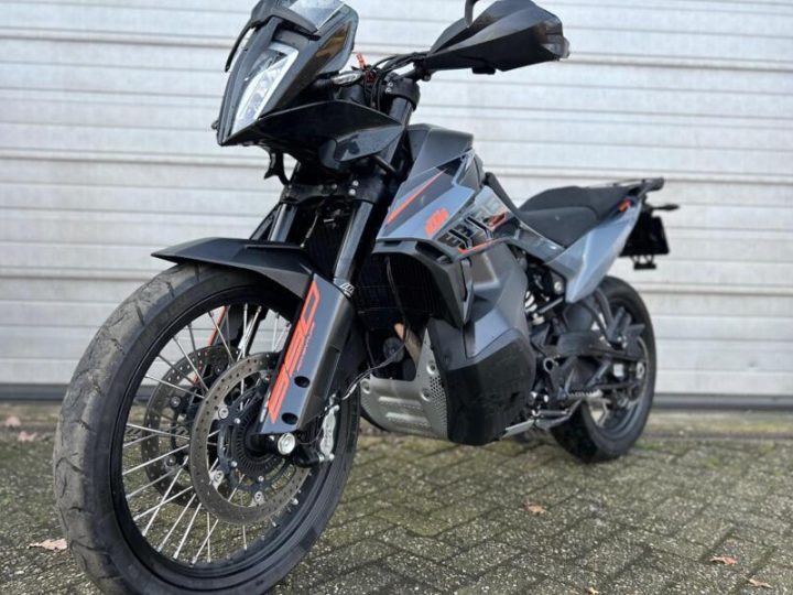 Foto van KTM 890 Adventure 2022 NARDO GREY RIJKLAAR ONDERHOUDEN