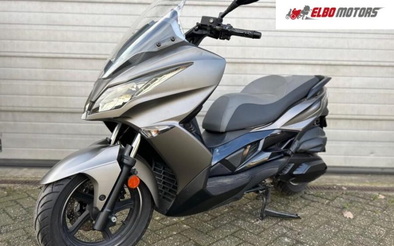 Kawasaki J300 SE ABS 2020 TOPSTAAT A2 35kw AUTOMAAT