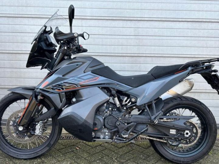Foto van KTM 890 Adventure 2022 NARDO GREY RIJKLAAR ONDERHOUDEN