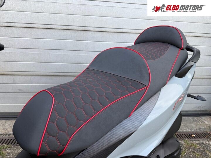 Foto van Piaggio MP3 500 HPE Sport Advanced 2020 GARANTIE AUTORIJBWS