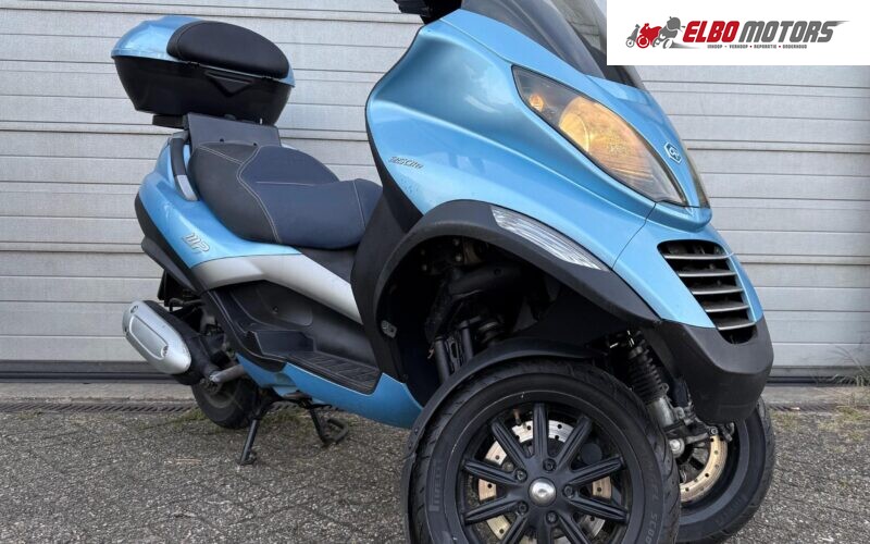 Piaggio MP3 250 RL Blauw MOTORRIJBEWIJS